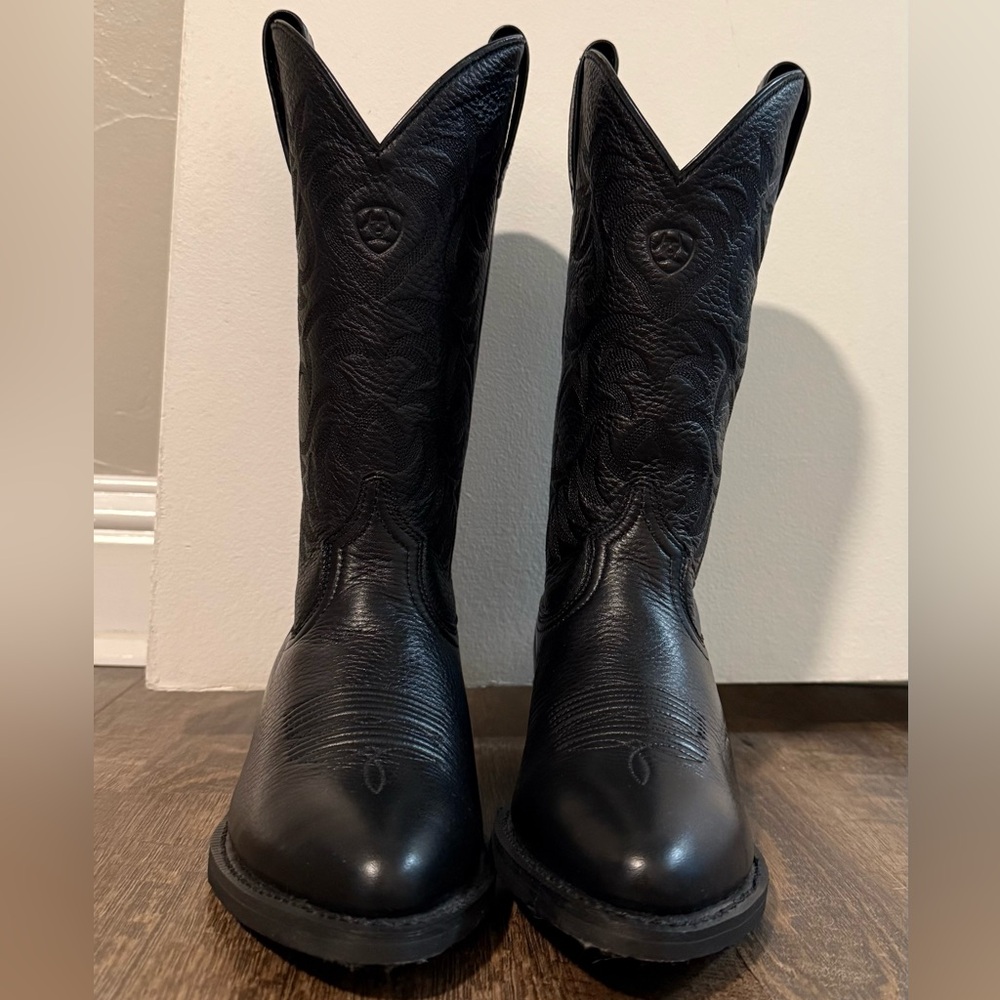 Ariat Men’s Heritage R Toe Western boot